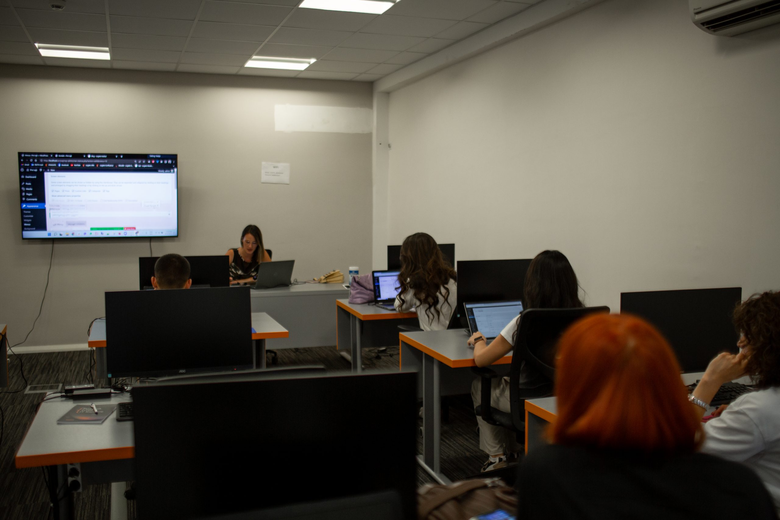 Wordpress LMS kurs, cas, predavanje, nastava